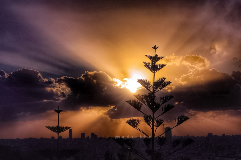 أيّ غيوم تلبّد سماءك يا وطني؟… من حيث لا ندري يُطلّ&nbsp;الأمل